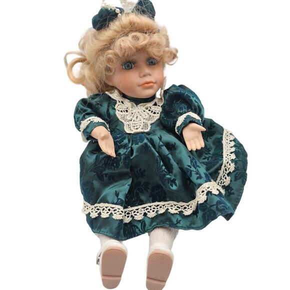 Vintage DanDee Musical Wind Up Doll Porcelain 14" Creepy Scary Moving Animated - Picture 1 of 5
